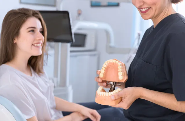 a che età mettere gli impianti dentali